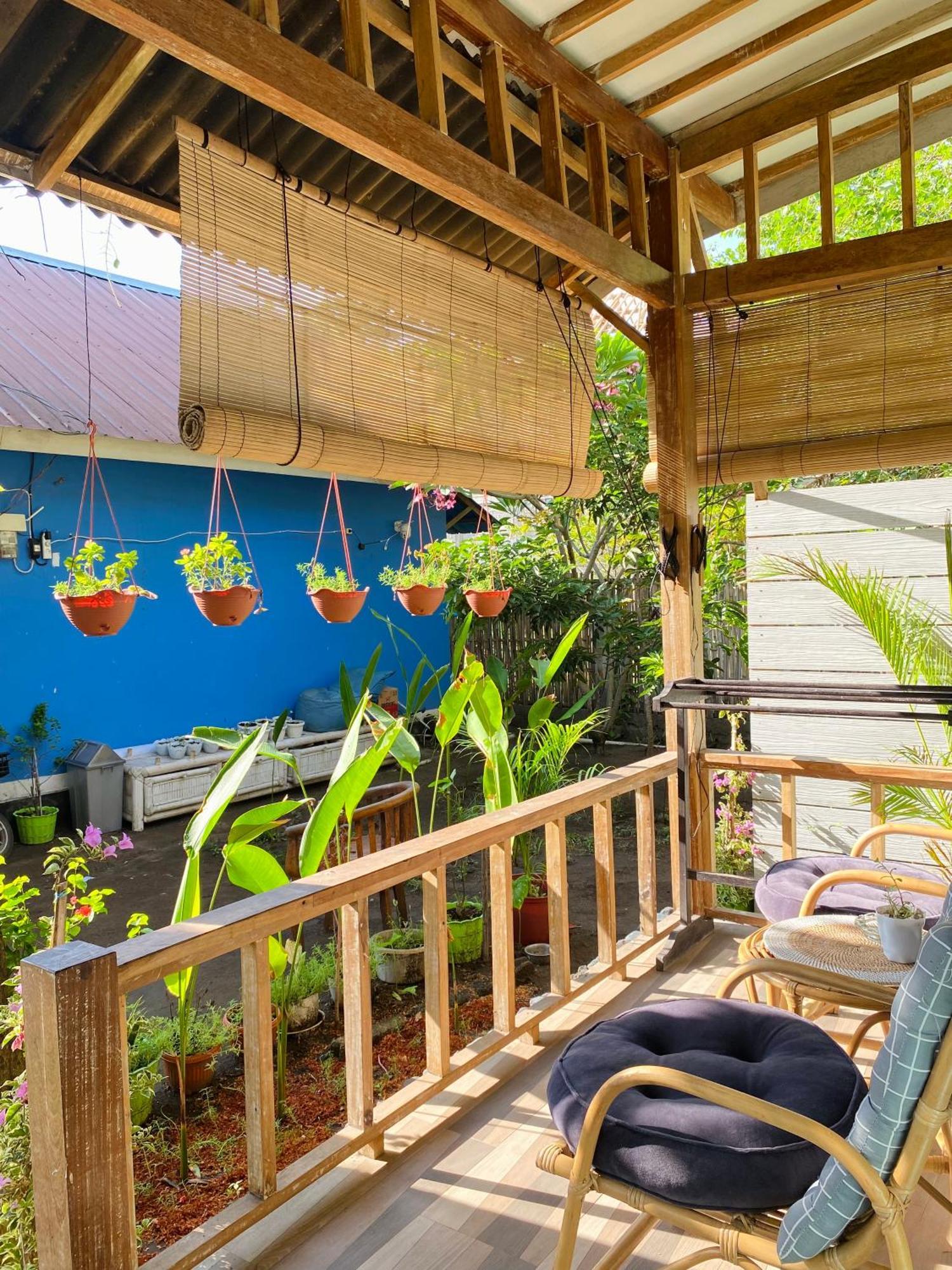 Marta House Gili Air Hotel Exterior foto