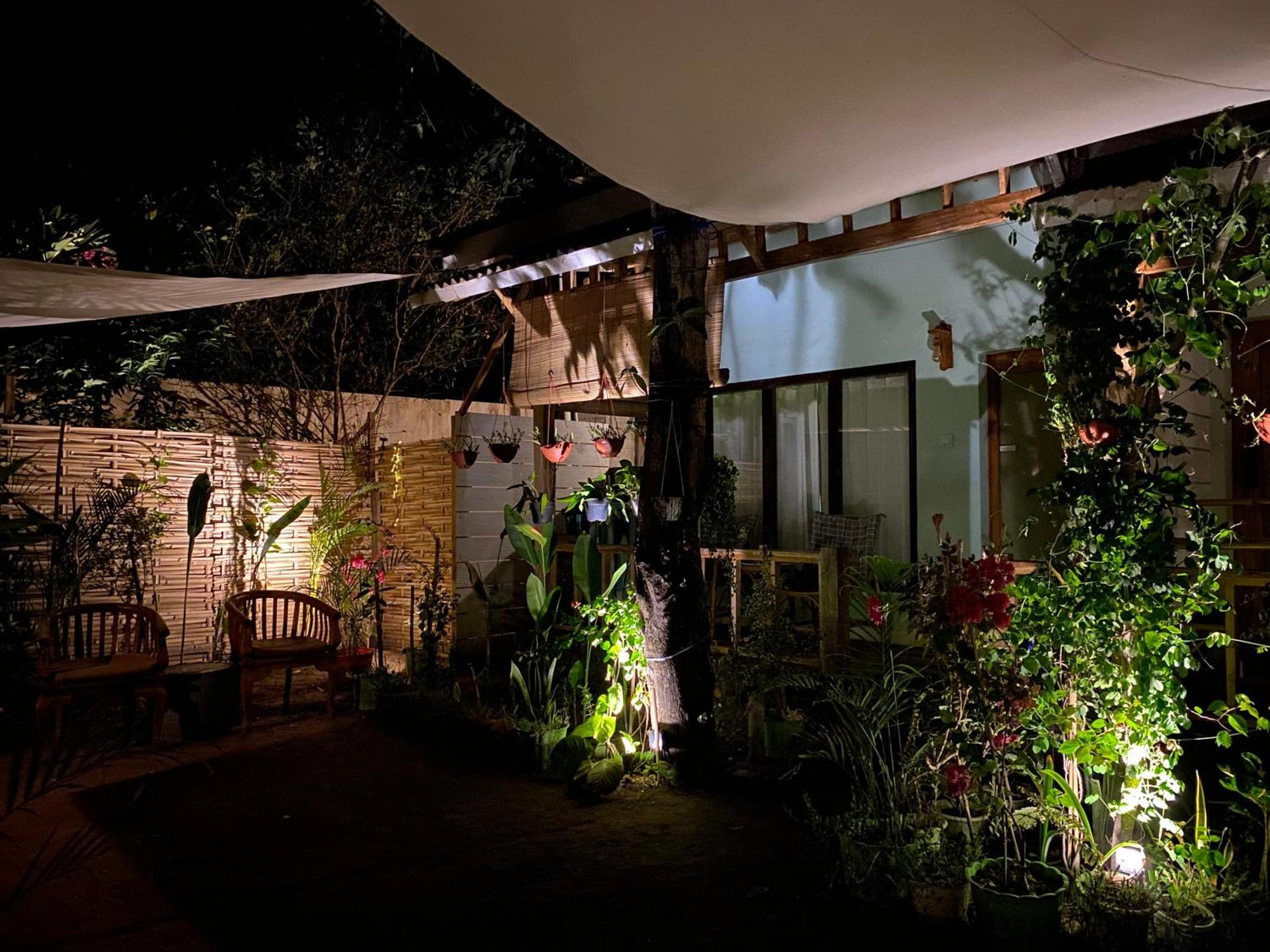 Marta House Gili Air Hotel Exterior foto