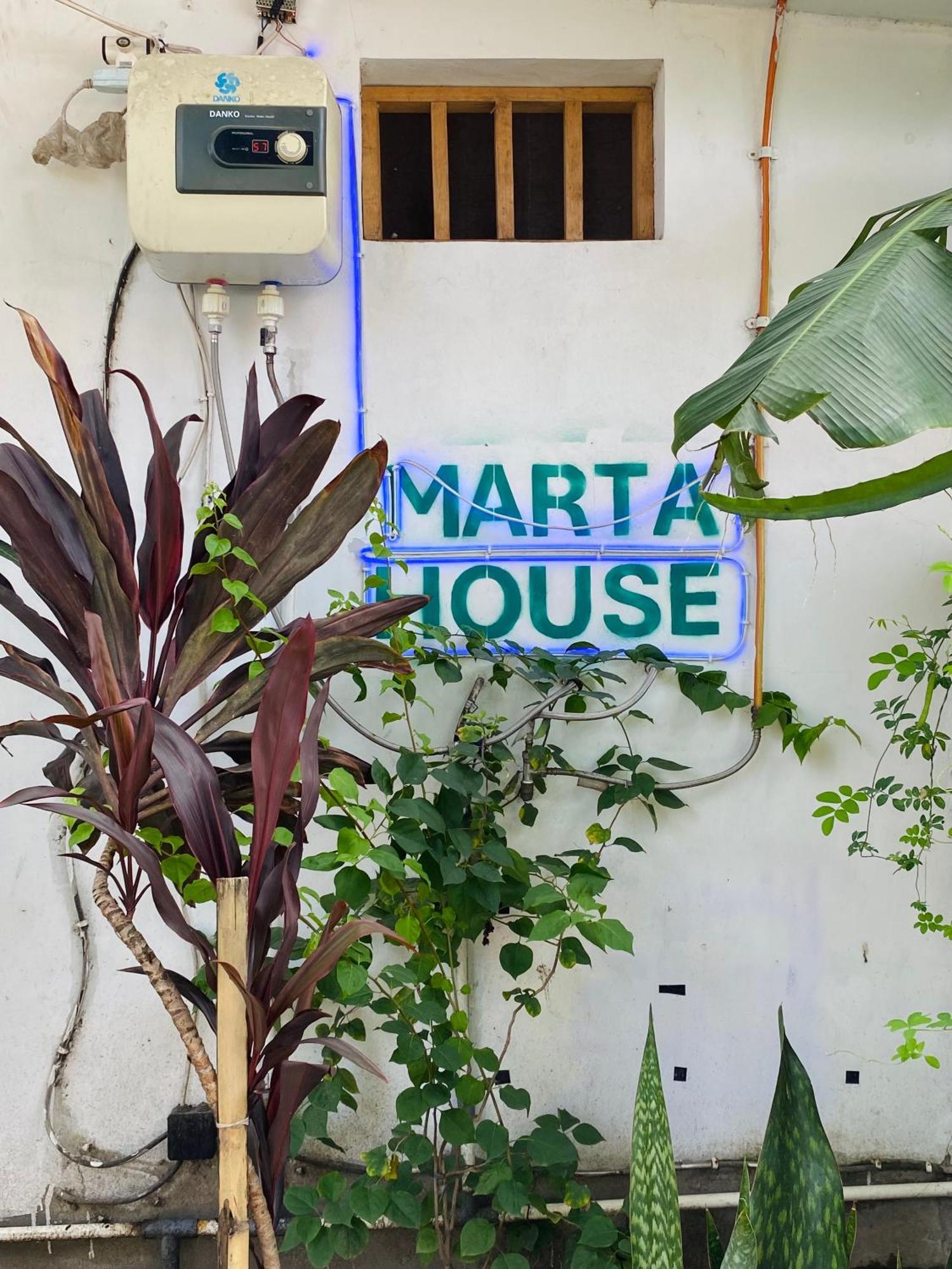 Marta House Gili Air Hotel Exterior foto
