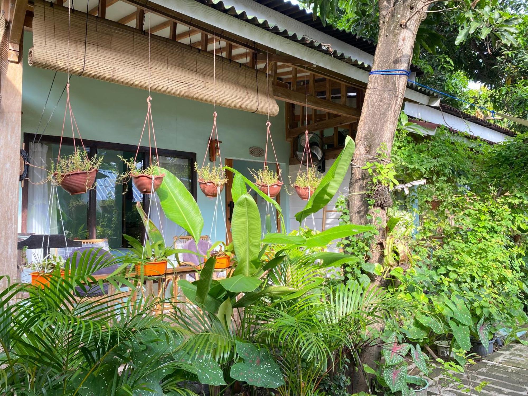 Marta House Gili Air Hotel Exterior foto