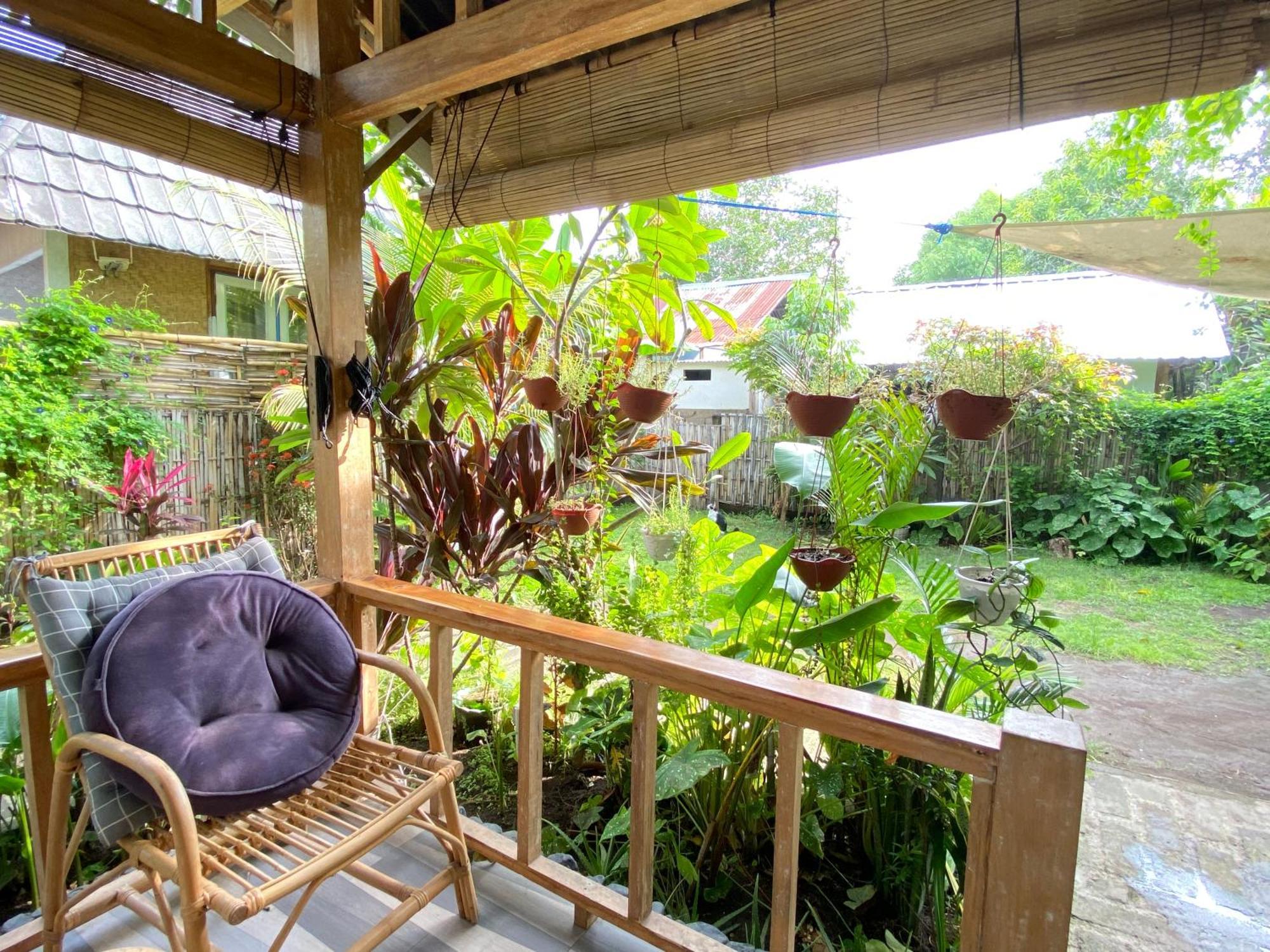 Marta House Gili Air Hotel Exterior foto